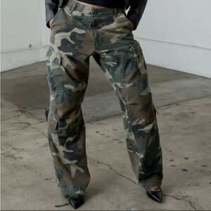 NWT Local European Women’s Camouflage Cargo Pants